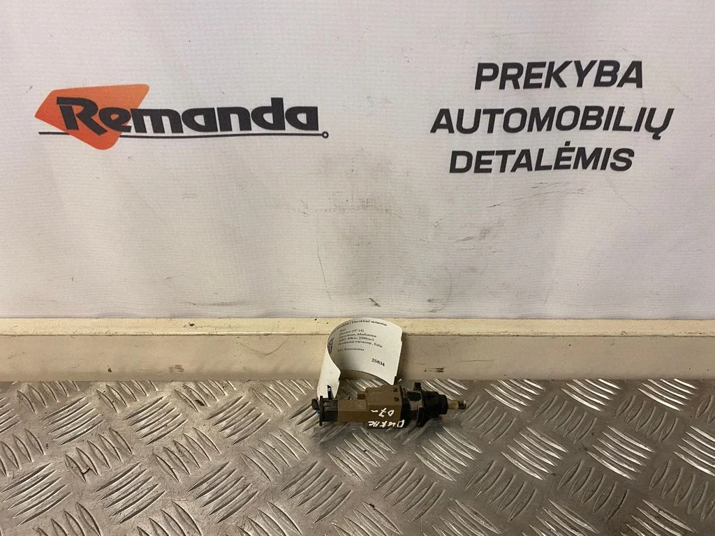 Bremžu pedāļa sensors 46840511