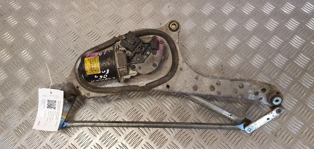 Front wiper linkage and motor 8200000525