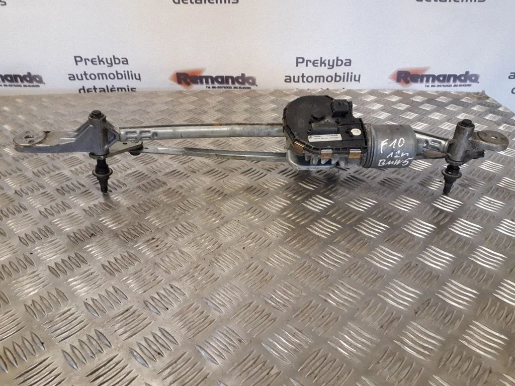 Front wiper linkage and motor – BMW 5 Series F10 F11 (2009-2016)