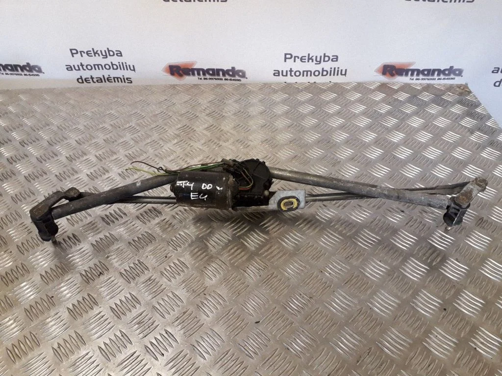 Front wiper linkage and motor – Volkswagen Transporter - Caravelle T4 (1991-2003)