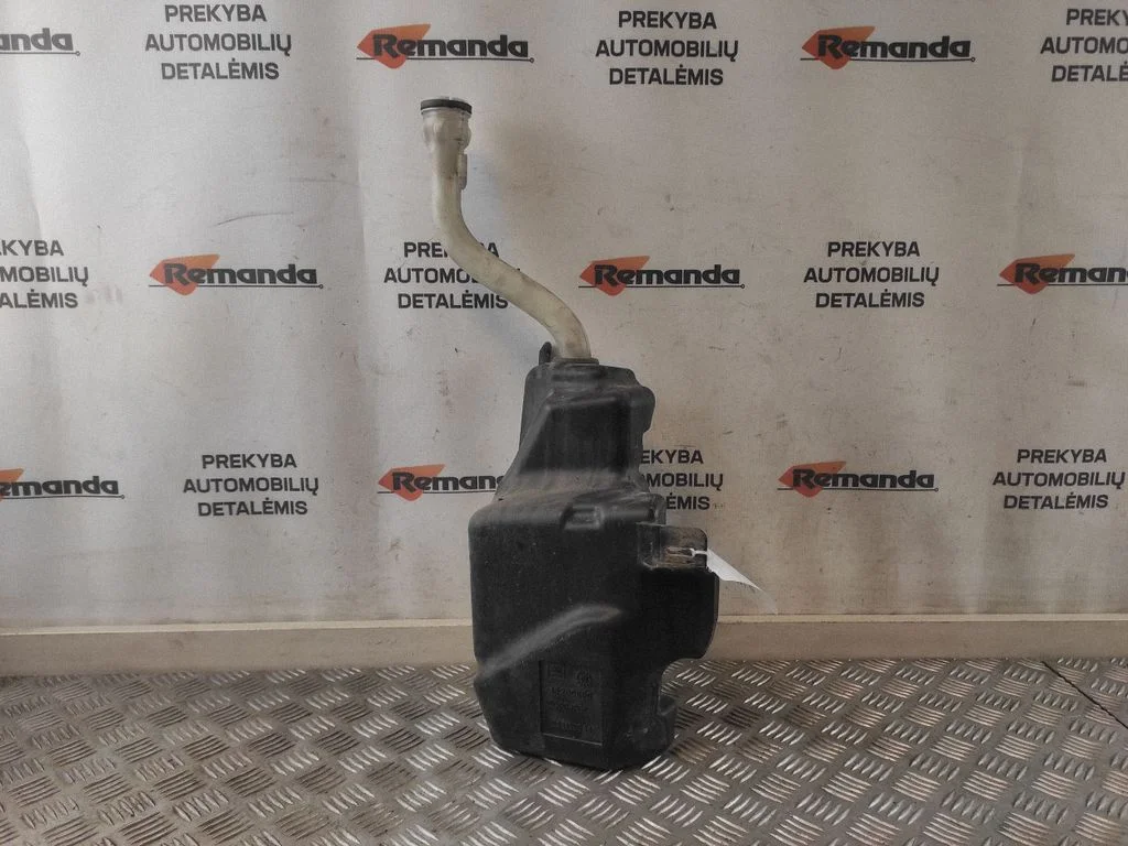 Windshield washer fluid reservoir/tank – Chevrolet Orlando (2011-)