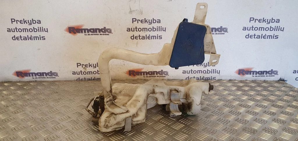 Logu mazgāšanas šķidruma tvertne