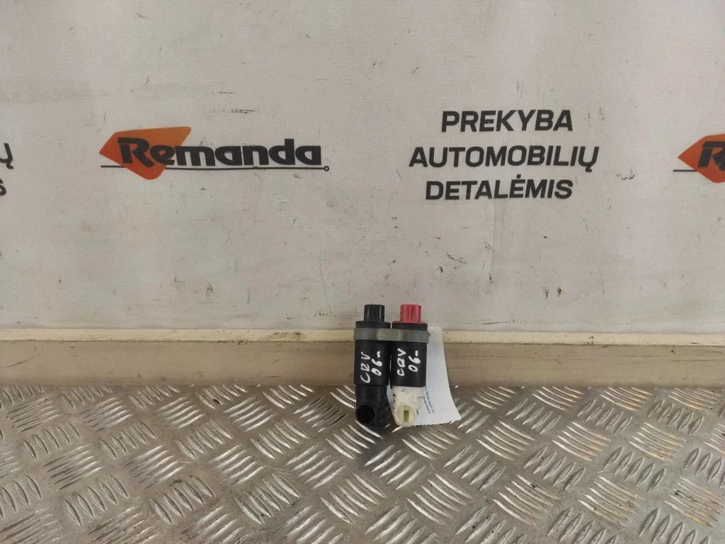 Langų skysčio siurbliukas (stiklų)