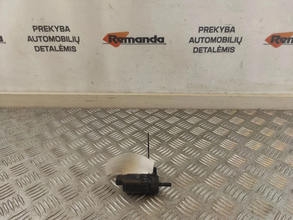 Klaasipesuvedeliku pump (klaaside) D28324615