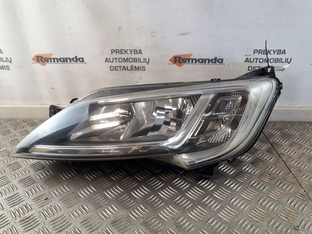 Headlight/headlamp 1374296080