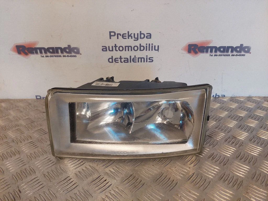 Headlight/headlamp – front left