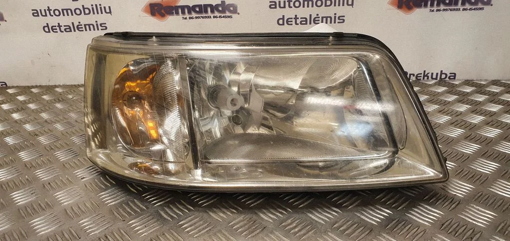 Headlight/headlamp – Volkswagen Transporter - Caravelle T5 (2003-2015)