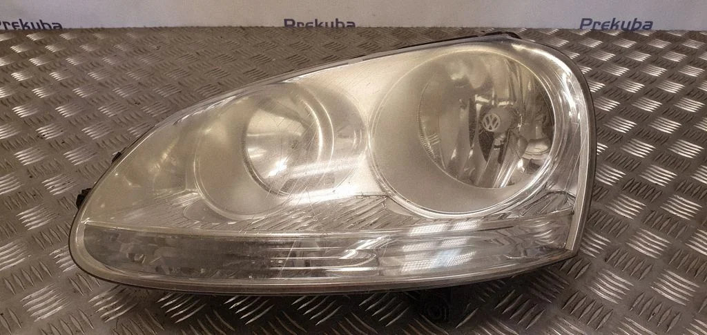 Priekšējais lukturis 1305235839