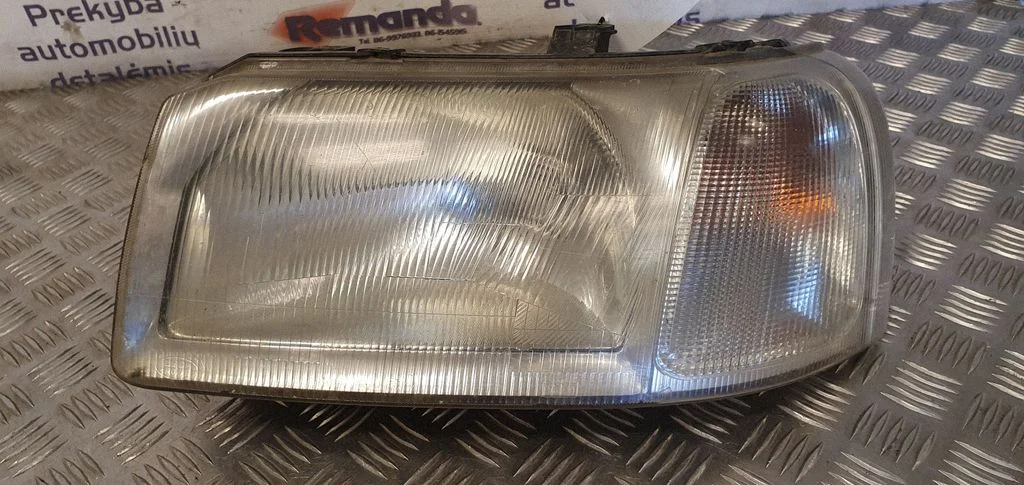 Headlight/headlamp – Land Rover Freelander (1996-2006)