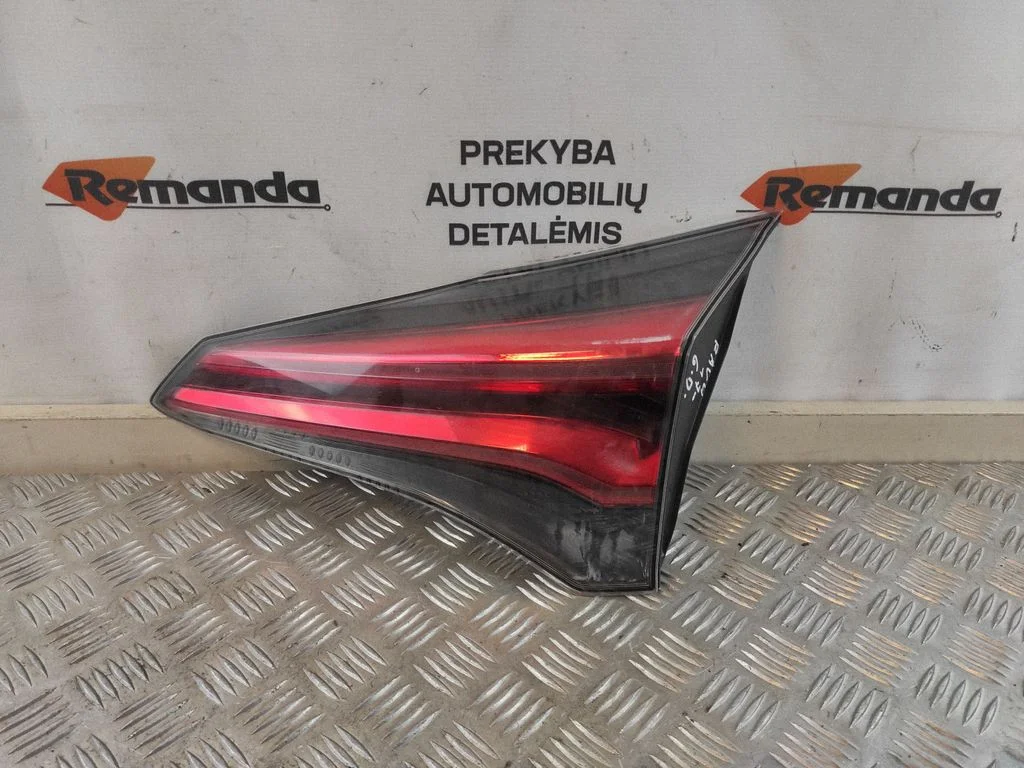 Tailgate rear/tail lights 8158042030