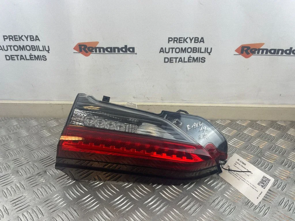 Tailgate rear/tail lights 8158042090