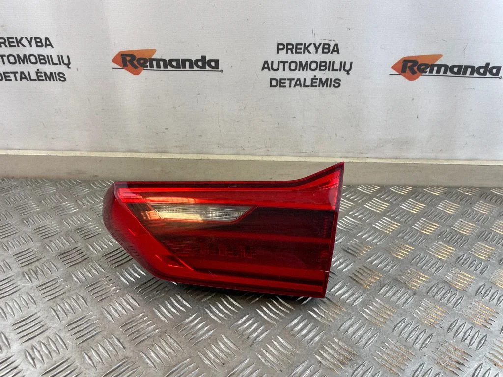 Lampa tylna w klapie 631252