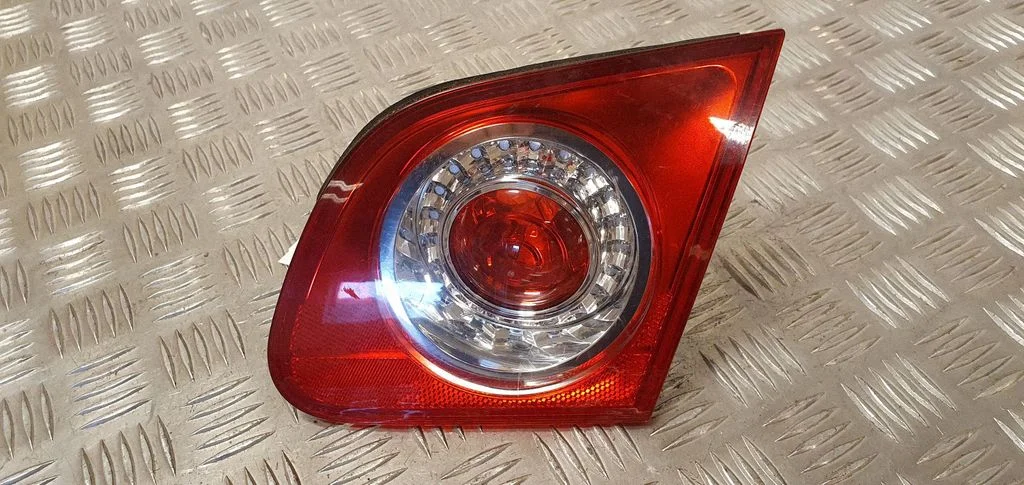 Tailgate rear/tail lights 3C5945094F