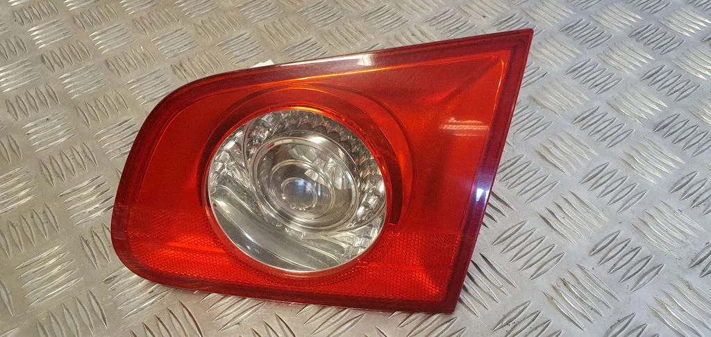Tailgate rear/tail lights ZSB3C994509406S