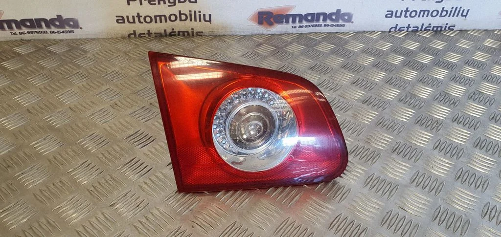 Tailgate rear/tail lights ZSB3C9945093A06S