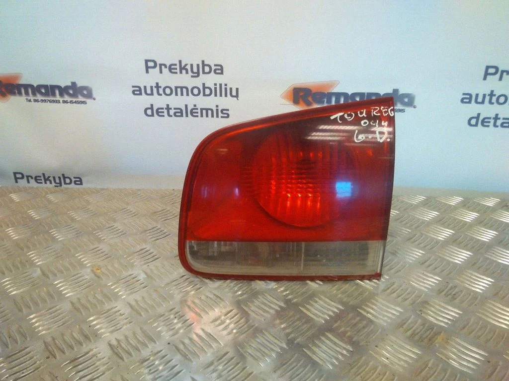 Galinis žibintas dangtyje