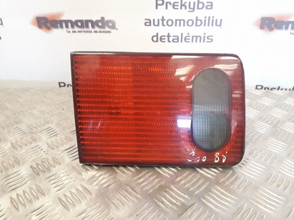 Galinis žibintas dangtyje