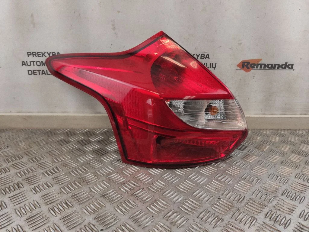 Galinis žibintas kėbule