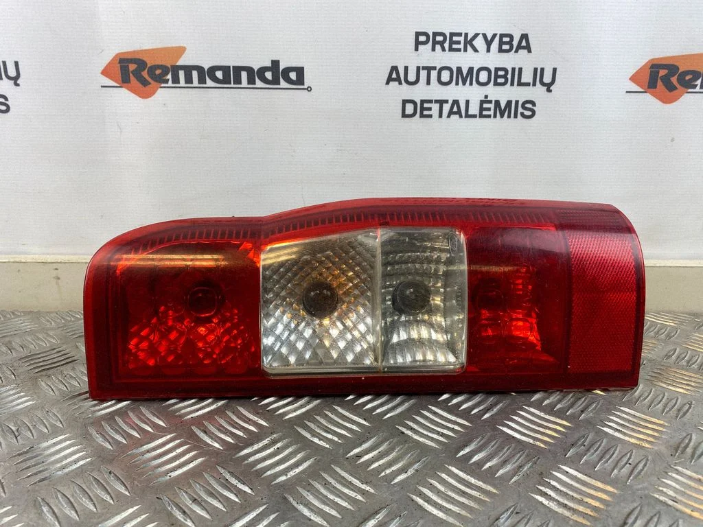 Galinis žibintas kėbule
