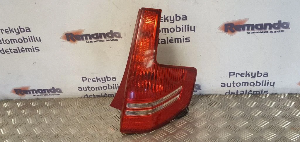 Galinis žibintas kėbule