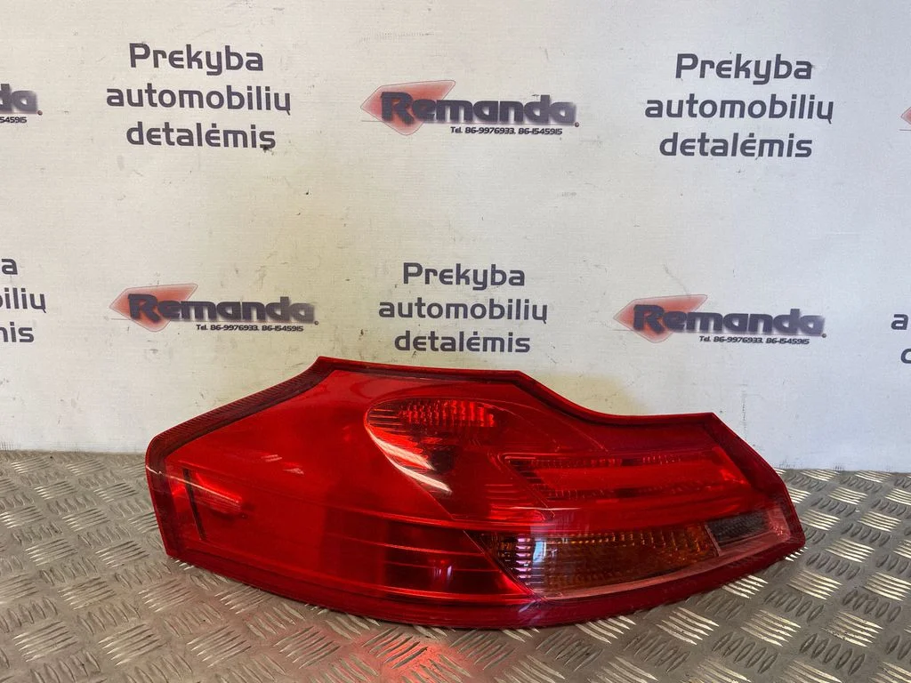 Lampa tylna w błotniku 13277877