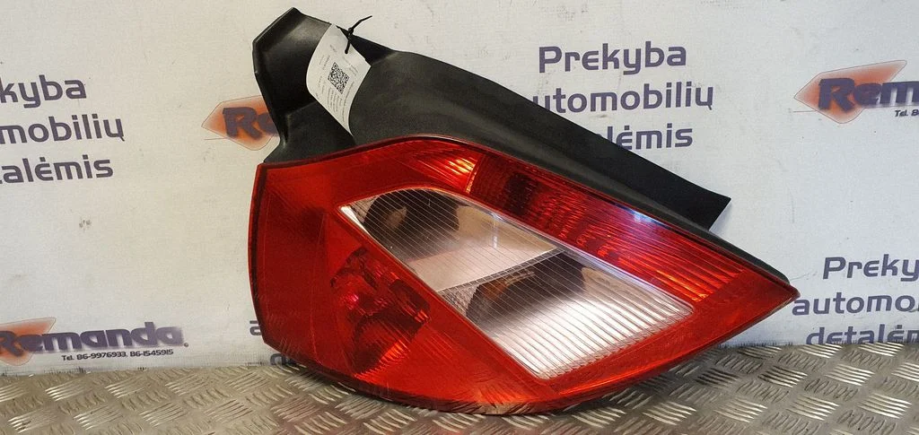 Galinis žibintas kėbule