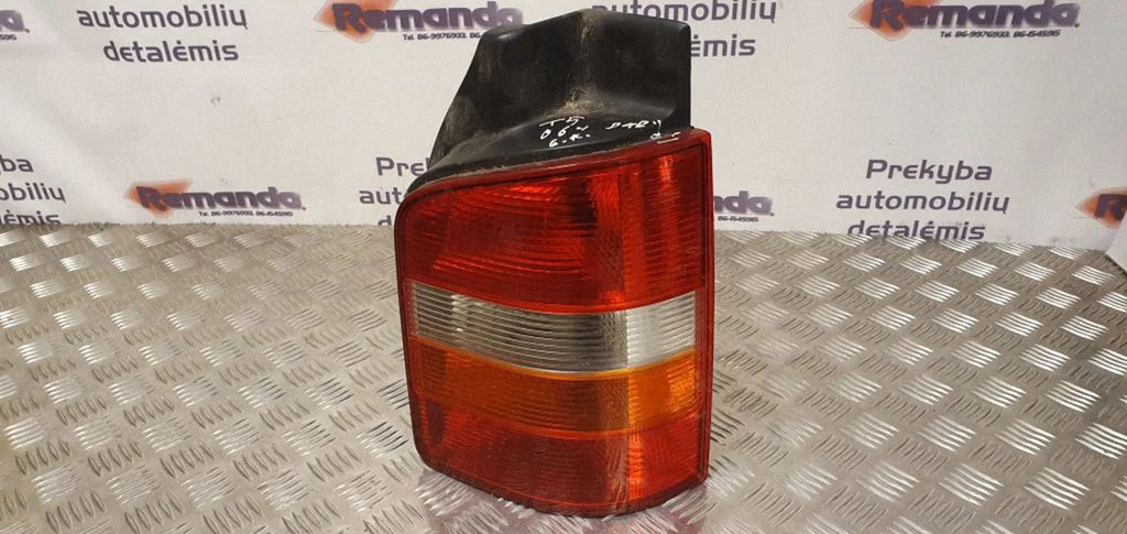 Rear/tail lights 7H0945258A