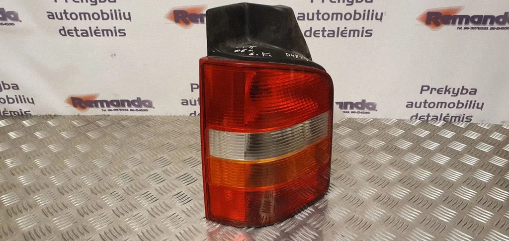 Rear/tail lights 7H0945258A