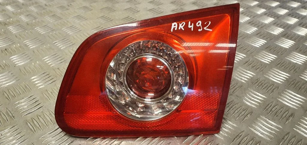 Rear/tail lights 3C9945094