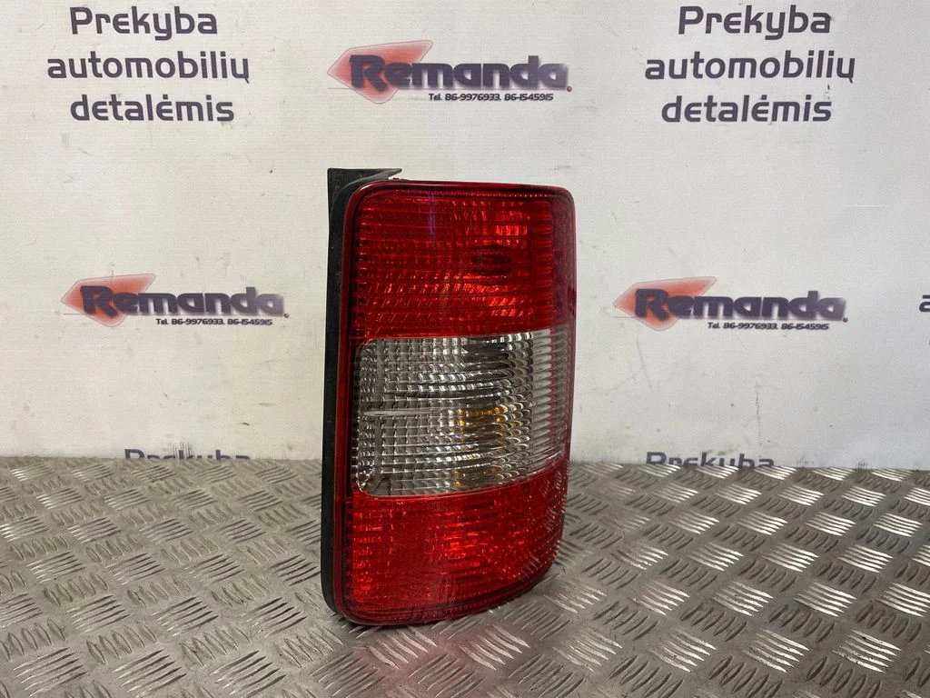 Rear/tail lights – rear right