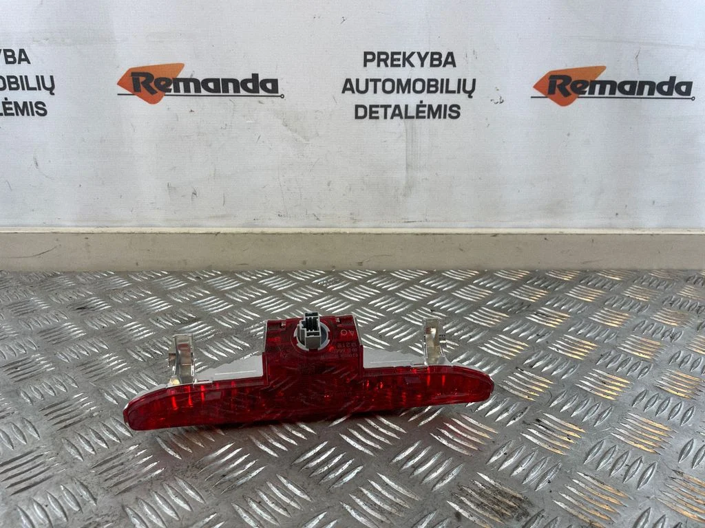 Third/center stoplight – Honda Accord (2008-2016)