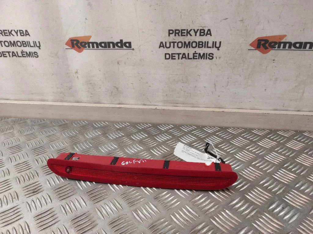 Papildu stopgaismas lukturis 5G0945087