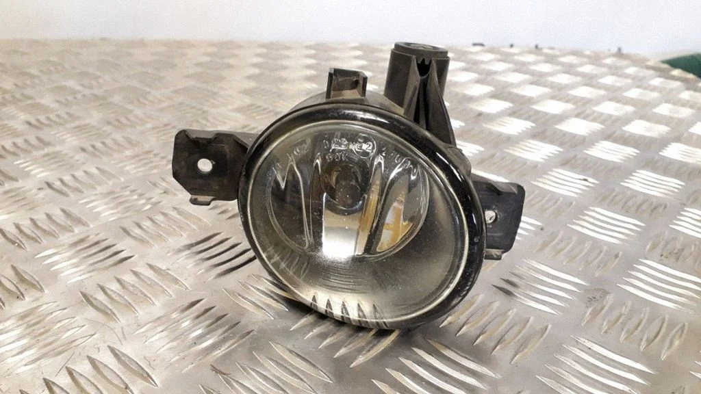 Priekšējais miglas lukturis – BMW X5 E70 (2006-2013)