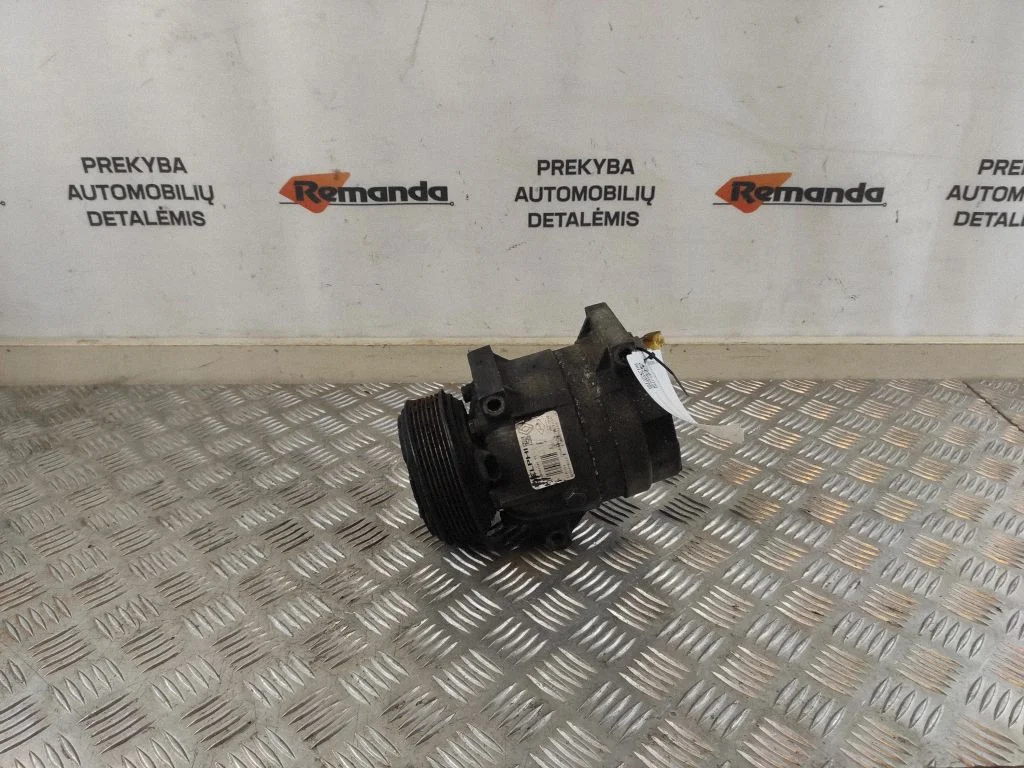 Air conditioning (A/C) compressor (pump) 8200678510