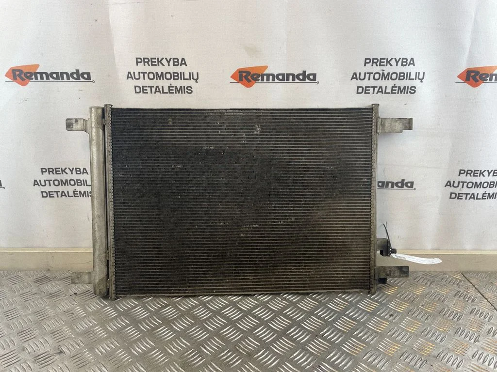 Gaisa kondicioniera dzesēšanas radiators (kondensators) 5Q0816411AA