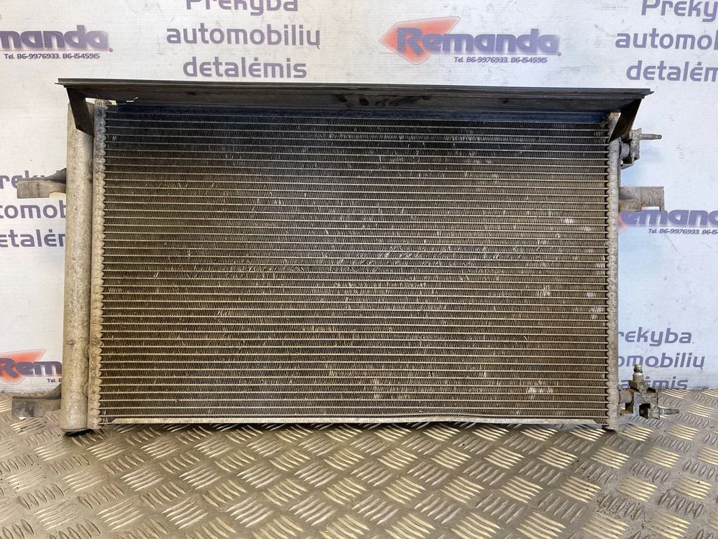 Gaisa kondicioniera dzesēšanas radiators (kondensators) 13267649