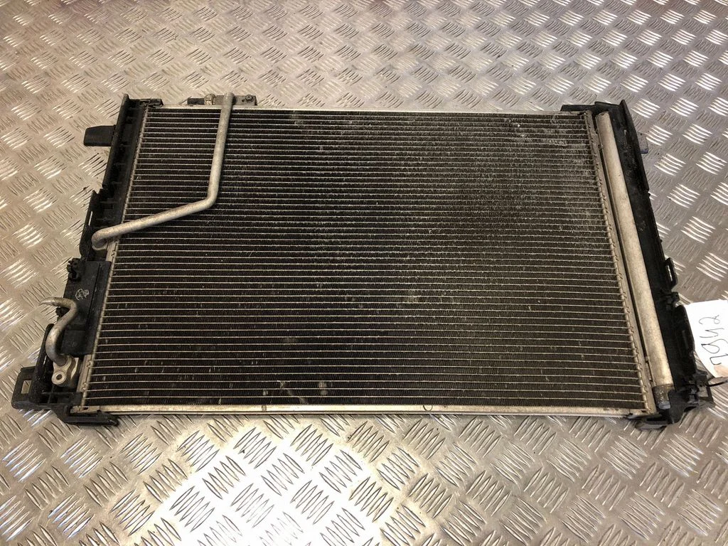 Gaisa kondicioniera dzesēšanas radiators (kondensators) 2045000554