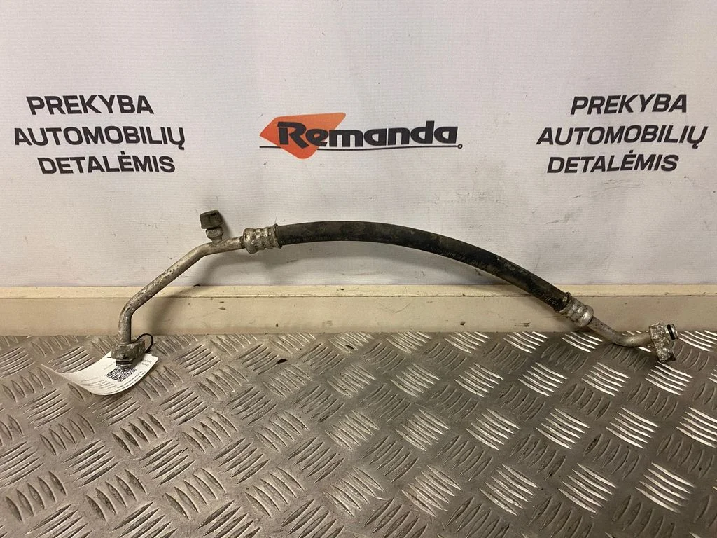 Air conditioning (A/C) pipe/hose