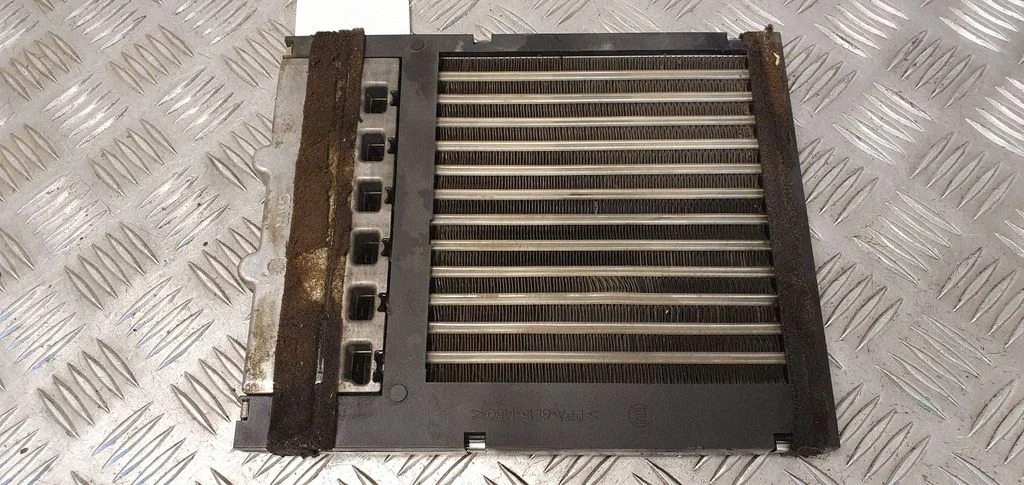 Elektriskais salona krāsniņas radiators 09131071