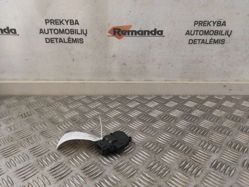 Air flap motor/actuator – Volvo S90, V90 (2016-)
