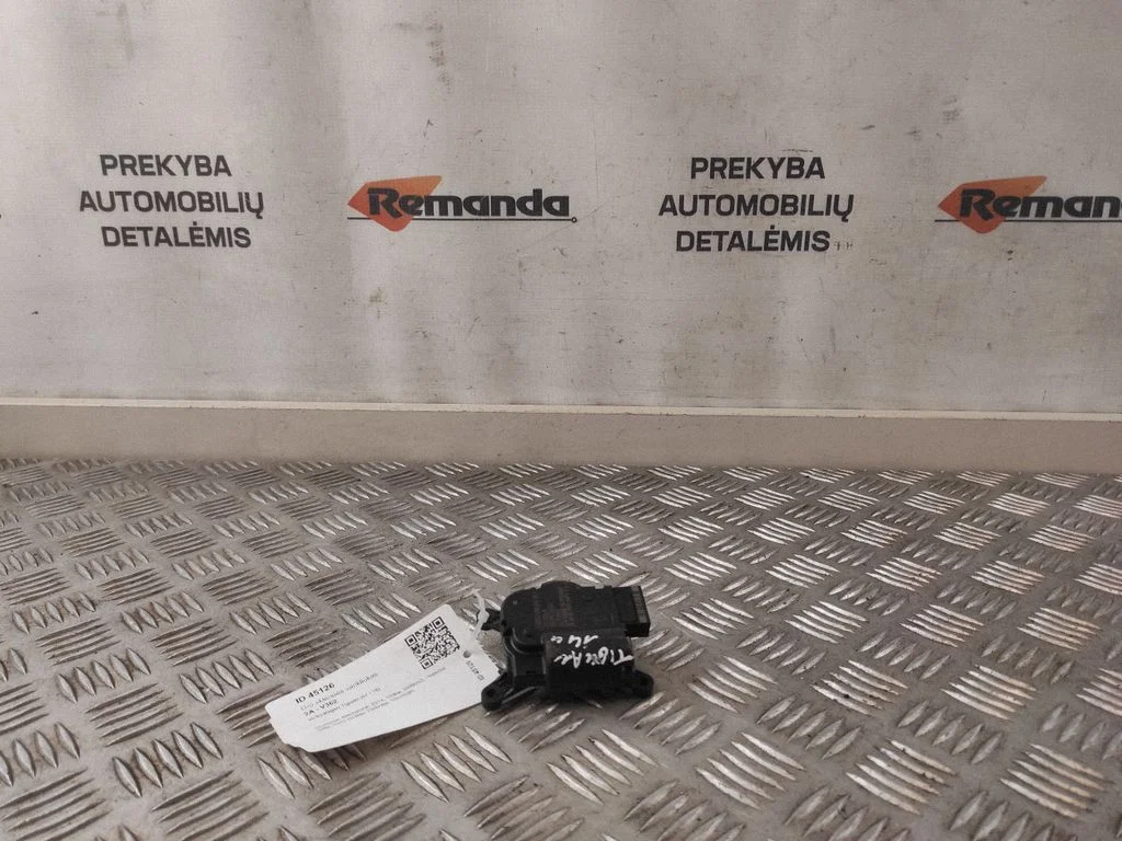 Gaisa aizvara motoriņš/aktuators 1K090711Q