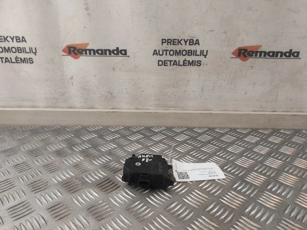 Gaisa aizvara motoriņš/aktuators 113800281
