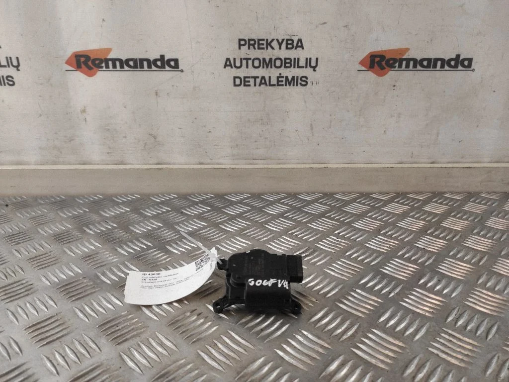 Oro sklendės varikliukas