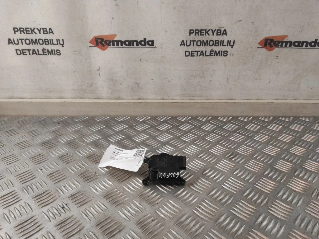 Oro sklendės varikliukas