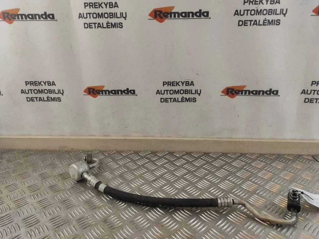 Air conditioning (A/C) pipe/hose