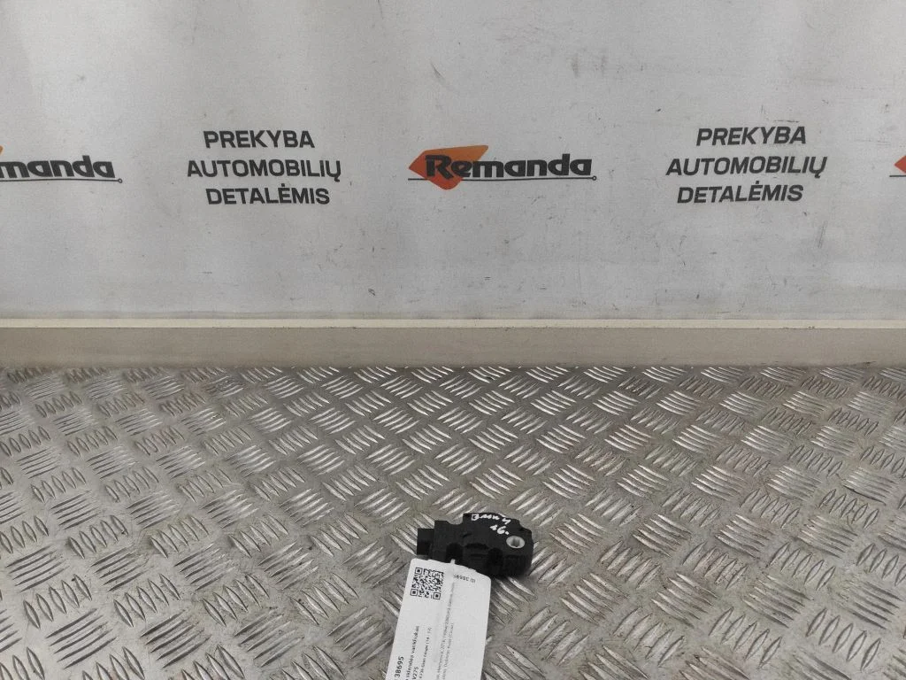 Oro sklendės varikliukas
