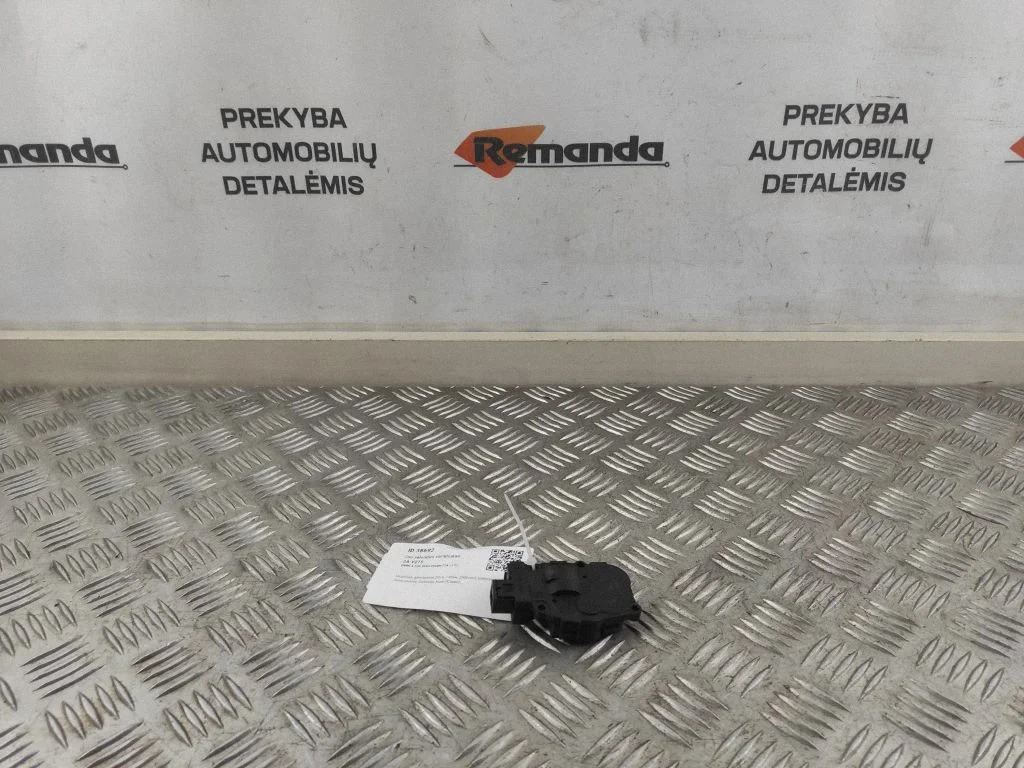 Oro sklendės varikliukas