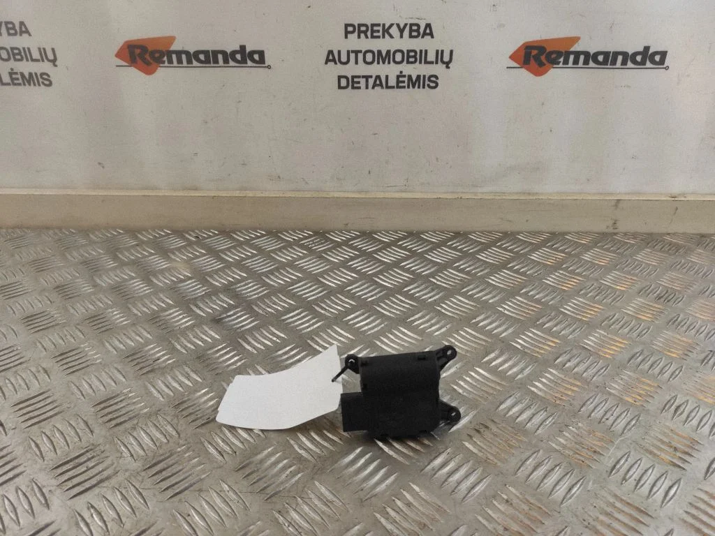 Gaisa aizvara motoriņš/aktuators 0132801368