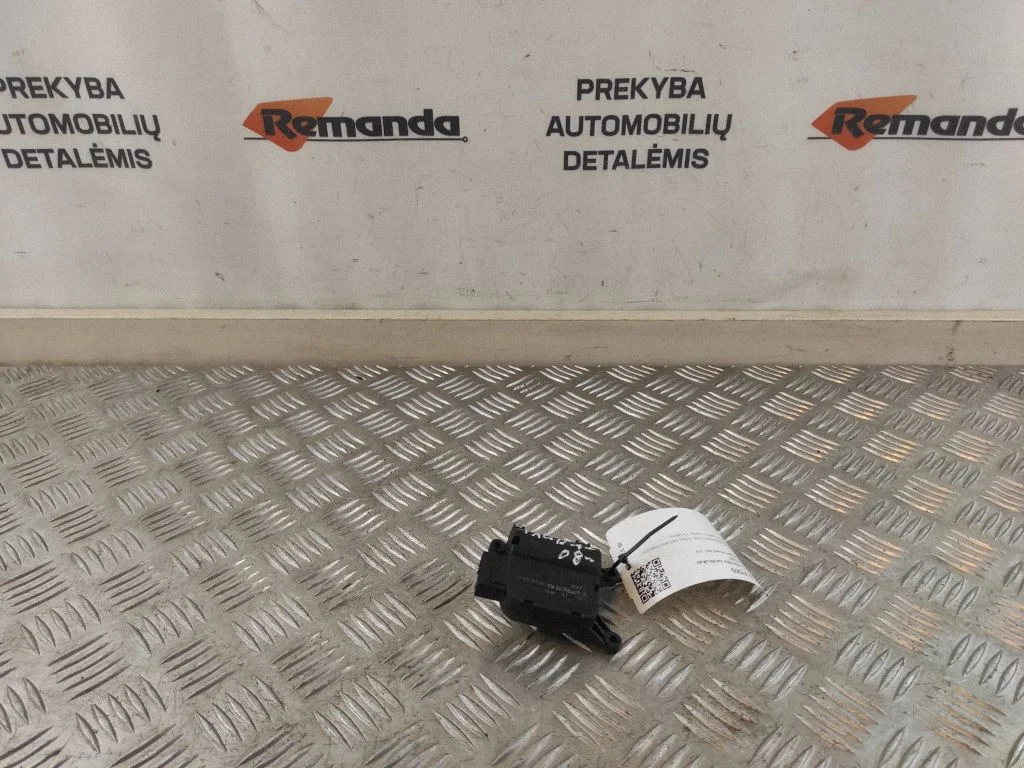 Gaisa aizvara motoriņš/aktuators 0132801340