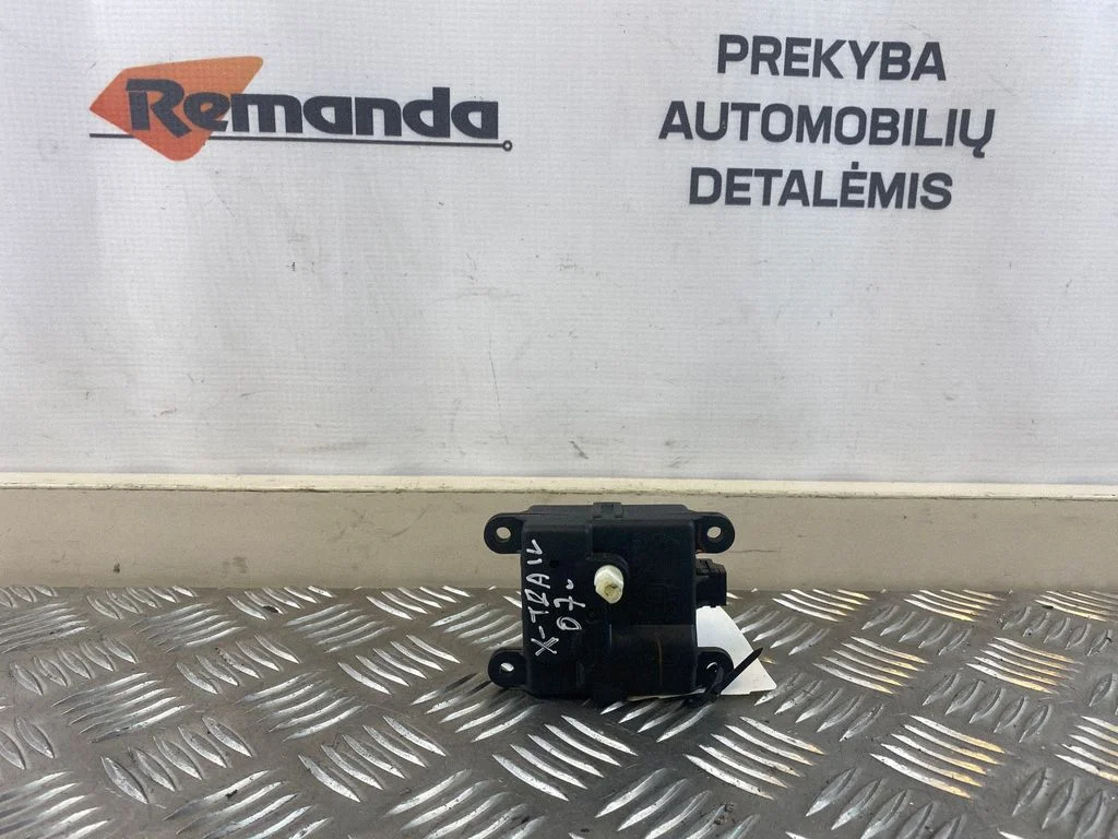Oro sklendės varikliukas